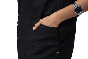 Haut d'uniforme médical personnalisé pour femme 2026, col en V, bicolore contrastant, manches courtes, avec poches, vente en gros - Product Image 5