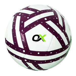 Ballon de football officiel Oxva Industries, taille 5, en cuir PU, pour entraînement et sports, fournisseur personnalisé de ballons de football. - Product Image 4