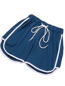 Pantalones cortos deportivos para mujer, shorts ajustados antivaciados de Color caramelo, informales, con cintura elástica, para playa, novedad de 2025 - Product Image 2
