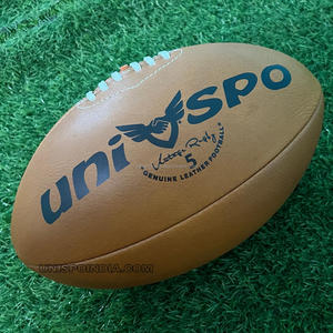 Pelota de rugby vintage, pelota de cuero natural totalmente cosida a mano y con cordones en la parte superior - Product Image 4