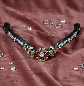 Fronture de cheval en cuir noir avec fleurs en cristal multicolores et strass en forme de V, accessoire de bridon - Product Image 2