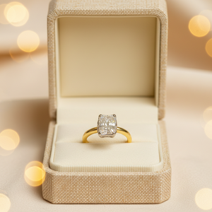 แหวนหมั้นเงินแท้ 925 ประดับโมอิสซาไนต์ทรงเรเดียนท์คัท 2.10 กะรัต ดีไซน์คลาสสิคทรงดอกบัว เหมาะสำหรับเป็นของขวัญวันครบรอบแต่งงานและงานปาร์ตี้ - Product Image 2