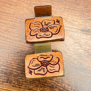 New Popular Classic Style Flower Design Hair Claw with <b>Tooled</b> <b>Engraved</b> Women's Beautiful Hair Accessories Girls Hair Decoration - Product Image 4