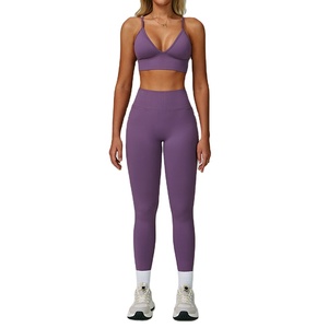 Ropa Deportiva para Mujer de Secado Rápido, Conjunto de Yoga de Dos Piezas con Cintura Ajustada, Traje Deportivo Sólido para Correr al Aire Libre - Product Image 1