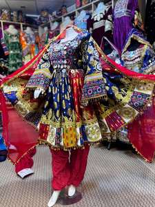 Robe afghane Kuchi pour femmes, robe brodée afghane, culture pachtoune, dernière collection 2026, vintage, faite à la main, traditionnelle, brodée - Product Image 2