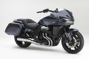 Motocyclette Honda CTX1300 d'occasion 2014 - Product Image 2