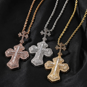 RB GEMS Colgantes y Dijes Personalizables de Plata S925 Bañada en Oro Rosa, Estilo Hip Hop, con Cruz de Rapper y Diamantes de Moissanita VVS - Product Image 5