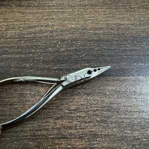 Venta al por Mayor de Pinzas para Extensiones de Cabello de Acero Inoxidable, Uso Profesional en Salón, Logotipo Personalizado OEM/ODM - Product Image 6