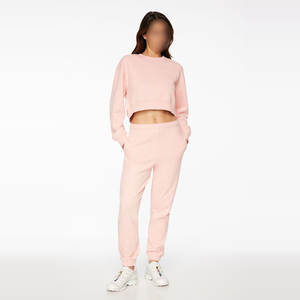 Ensemble tendance haut court rose et pantalon de jogging pour femme, ensemble de survêtement deux pièces à la mode pour l'entraînement, le sport, la détente et les voyages - Product Image 1