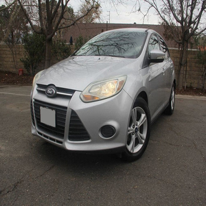 Ford Focus SE Hatchback 2014 - Product Image 1