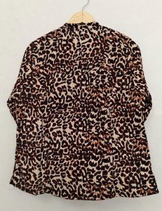 Veste en coton respirant matelassée à imprimé animalier exotique pour femme, faite à la main, style bohème, motif léopard, manches longues - Product Image 4