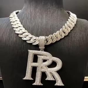 Luxira Jewels - Colgante de Cruz Grande Unisex con Incrustaciones de Moissanita de Corte Brillante, Forma Personalizada, Plata Sólida 925, Estilo Hip Hop - Product Image 2