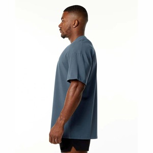 T-shirt en coton uni surdimensionné pour homme avec logo personnalisé, coupe décontractée, streetwear décontracté, t-shirt surdimensionné pour homme - Product Image 1