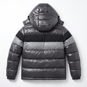 Veste matelassée à capuche noire et grise pour homme, manteau d'hiver chaud, veste d'extérieur, vente en gros ONE APEX Apparel - Product Image 2