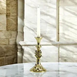 Petit porte-bougie décoré en aluminium doré |   Charmant accessoire décoratif pour la maison - Product Image 3