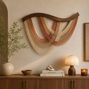 Décoration murale en macramé bleu de style unique, idéale pour la décoration moderne de la maison, les arrangements de fête et la décoration élégante d'événements. - Product Image 2