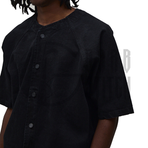 Chemise boutonnée sur mesure en denim délavé 100 % coton pour homme, style vintage, manches courtes, streetwear décontracté, fabricant OEM ODM - Product Image 6