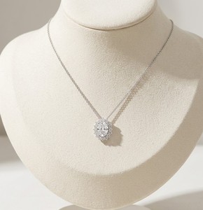 Collar con Colgante de Diamante Ovalado con Halo, Certificado IGI, Plata de Ley 925, Oro Blanco Sólido de 18K, Joyería Elegante para Compromiso - Product Image 6