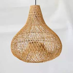 Pantalla de lámpara redonda de ratán para iluminación colgante y de techo, ofrecida a compradores OEM, fabricada con ratán natural en Vietnam. - Product Image 3