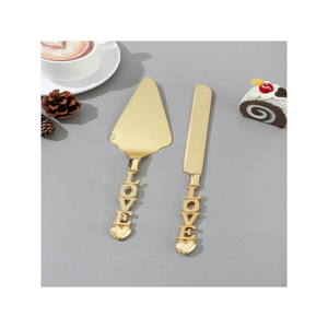 Intricately designed top quality stainless steel metal <b>cake</b> <b>server</b> for professional <b>cake</b> artists and bakery shop use - Product Image 5