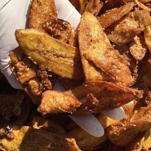 Offre spéciale puce de banane émaillée sucrée avec sésame du Vietnam chips de banane croustillantes approvisionnement de chips de banane émaillées douces de haute qualité - Product Image 2