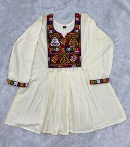 Kurti de Rayón Pesado para Mujer con Trabajo de Gamthi en el Puño Delantero, Estilo Tradicional, Corte Regular, Top Casual, Túnica Estilo Festival de India, Largo hasta la Rodilla - Product Image 6