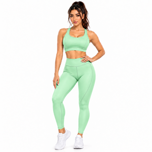 Premium Damen-Workout-Kleidung: Atmungsaktive Stretch-Yogahosen und Sport-BHs - Product Image 3