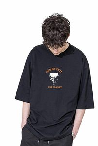 Camiseta Gráfica Holgada de Tallas Grandes para Hombre, Camiseta Estampada de Algodón Pesado, Cómoda y Transpirable para Uso Diario y Estilo Urbano - Product Image 3