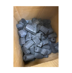 Charbon de bois de sciure de bois à haute teneur en carbone, le plus vendu, 100 % sciure de bois tropicale mélangée, à prix impressionnant - Product Image 1