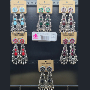 Boucles d'oreilles en forme de lune en argent plaqué, avec pierres colorées, monture conique, bordure clochette Ghungroo, lot en gros - Product Image 1