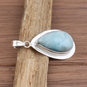 Collar de Plata de Ley 925 con Piedra Azul Natural de Larimar, Chapado en Platino Vintage, Hecho a Mano, con Diseño de Ola Oceánica - Product Image 2