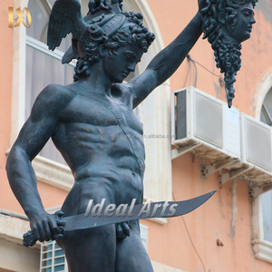 Statue de Persée avec la tête de Méduse en bronze coulé à la main, héros grec classique, grande sculpture d'extérieur - Product Image 6