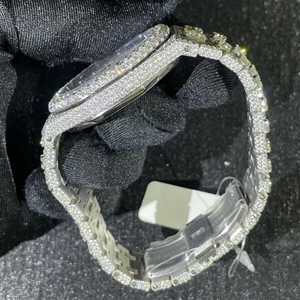 นาฬิกาข้อมือผู้ชายหรูหราประดับเพชรแบบอัตโนมัติ ตัวเรือนสแตนเลสสตีลสีเงิน ดีไซน์อนาล็อกพรีเมียม - Product Image 2