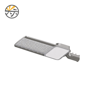 ไฟถนน LED อลูมิเนียม พร้อมเซ็นเซอร์ตรวจจับความเคลื่อนไหว กันน้ำ IP66 ป้องกันไฟกระชาก 10KV ระบบเปิด-ปิดอัตโนมัติ รองรับ Zhaga ใช้งานได้นานกว่า 50,000 ชั่วโมง - Product Image 1