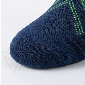 Chaussettes de sport professionnelles à compression circulaire ventilées MQ008, respirantes, durables, pour la course à pied, couleurs personnalisées, paires - Product Image 6