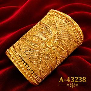 A-43230 10K Gold Zircon Cuff <b>Bangle</b> with Geometric Pattern for Women Wedding Jewelry Trendy Style Gold Plated - Product Image 6