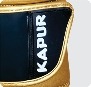 Guantes de Boxeo Profesionales Edición Campeonato con Acabado Dorado Metálico y Cuero Premium para Sparring y Entrenamiento en Gimnasio - Product Image 5