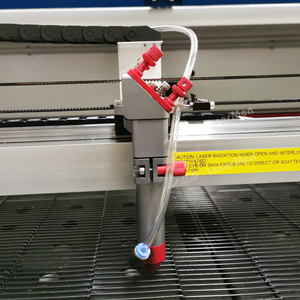 Machine de gravure et de découpe au laser CO2 pour tissu textile 1610 1810 100w 150w 180w pour tissu textile cuir - Product Image 3