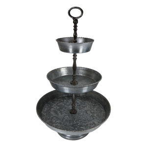 Support à gâteau rond en métal vieilli à 2 niveaux blanc avec poignée dorée, plateau de présentation pour cupcakes, style vintage shabby chic en fer pour desserts - Product Image 6