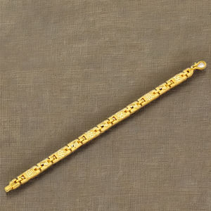 Bracelet pour homme en or 22 carats classique avec un design à maillons géométriques, finition haut de gamme, bijoux élégants de créateur pour un usage quotidien et spécial - Product Image 3