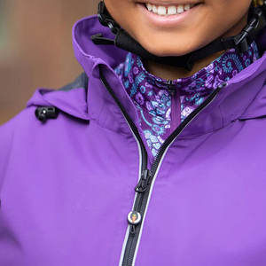 Veste d'équitation au design moderne et aux performances équilibrées, avec des détails de couture durables et une sensation agréable au toucher. - Product Image 3