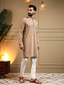 Ensemble Kurta Pyjama Traditionnel Brodé pour Homme en Soie Coupe Slim – Tenue de Fête Festive – Vêtements Sud-asiatiques en Gros - Product Image 3