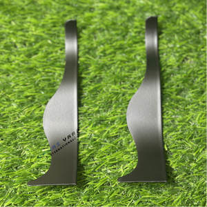 Navaja de Afeitar Curva Negra Estilo Dominicano para Barbero, Navaja de Afeitar para Barba, Navajas de Barbero con Logotipo Personalizado para Barbería - Product Image 4