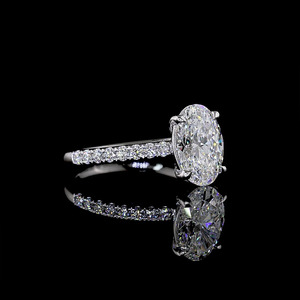 Bague de fiançailles solitaire classique en diamant de laboratoire certifié IGI, taille ovale, avec bande pavée, or 10K/14K/18K, argent 925/935, cadeau de mariage - Product Image 2