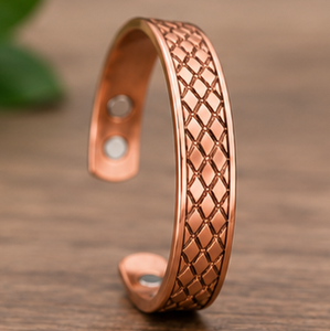 Rustic Vintage Diamond Lattice Magnetic Pure Copper Band Bracelet Fashionable Metal Jewelry Exquisite Embossed Design - Product Image 4