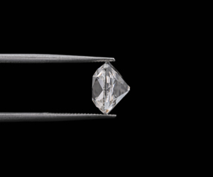 Anillo de compromiso con diamante cultivado en laboratorio blanco de 8.5 mm, corte antiguo de mina, color E-F, 3.0 CT, certificado IGI CVD - Product Image 5