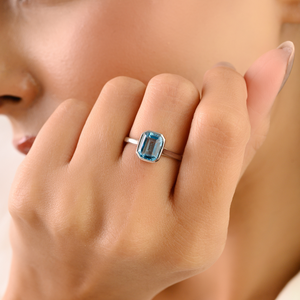 Anillo de Plata de Ley Hecho a Mano con Topacio Azul Genuino, Corte Esmeralda, Hermoso Solitario para Mujer, Joyería Fina - Product Image 4