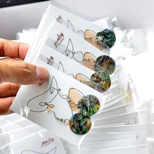 Boucles d'oreilles coquillages les plus vendues, légères et surdimensionnées, en osier, pour femmes, faites à la main, design tendance pour les vacances tropicales - Product Image 3
