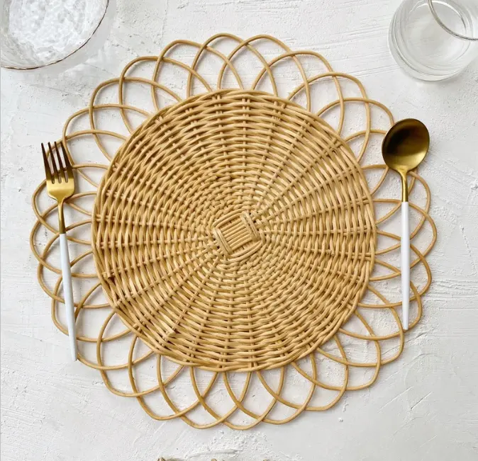 Best Selling Products 2022 in USA Amazon Handicrafts Scallop shaped Rattan Placemat Plate Home From Vietnam