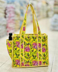 Quilted Cotton Tote Bag Floral Print Washable <b>Shoulder</b> Handbag Zipper Shopper for Travel Shopping Daily Use - Product Image 2